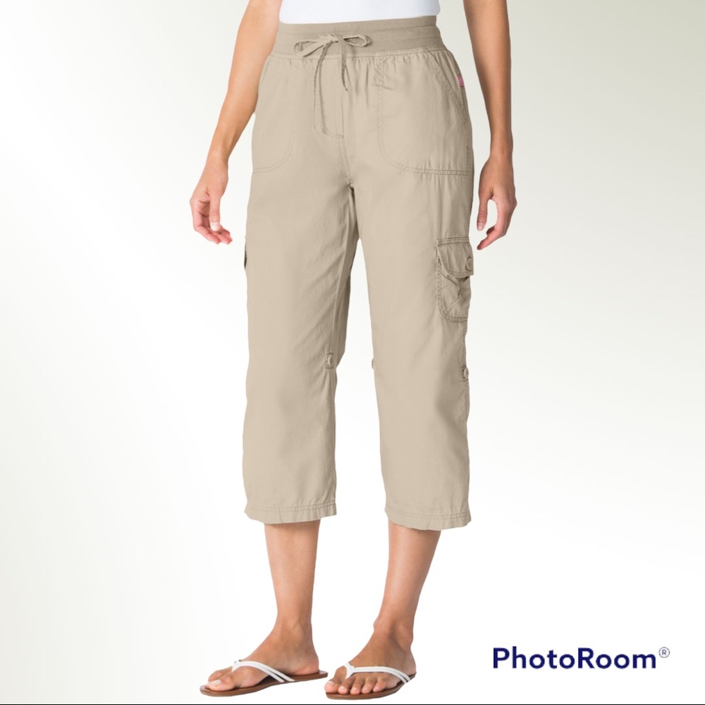 Faded Glory Khaki Capri/Shorts.